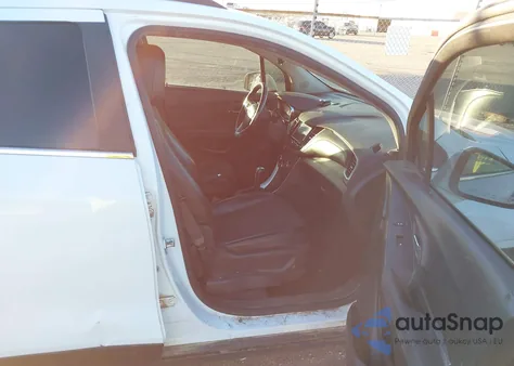 2020 Chevrolet Trax Awd Lt z USA, uszkodzony, nr VIN KL7CJPSB7LB085376